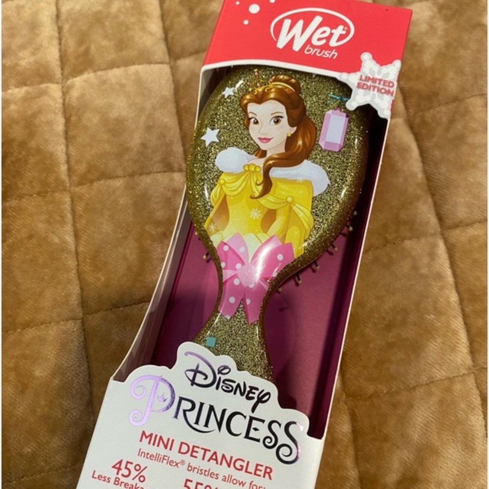 LIMITED EDITION mini Wet Brush- collect them all🩷more in my closet!👸🏼👑👸🏼